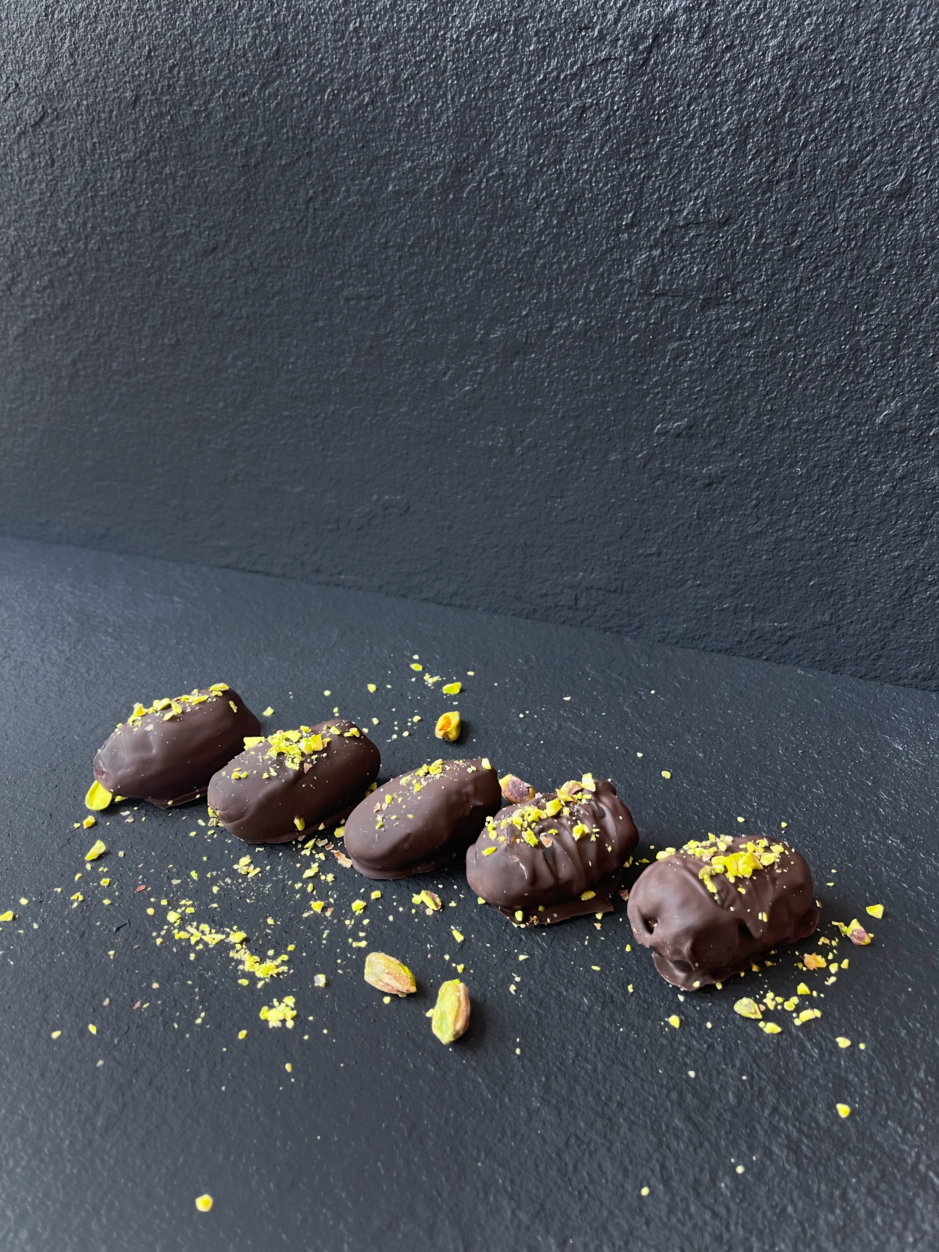 5 ALTITUDE PISTACHIO CORE DATES